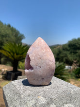 Load image into Gallery viewer, Pink Amethyst Druzy Flame