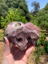 Load image into Gallery viewer, Lavender Pink Amethyst Druzy Heart on Stand