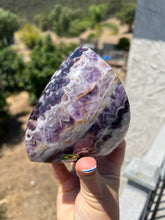 Load image into Gallery viewer, Chevron &quot;Star&quot; Amethyst Flame