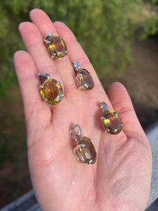 1 Citrine Oval Sterling Silver Pendant