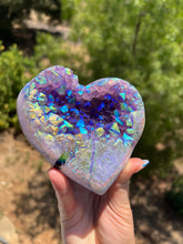 Load image into Gallery viewer, Aura Amethyst Heart With Stand