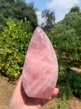 Load image into Gallery viewer, Rose Quartz Flame