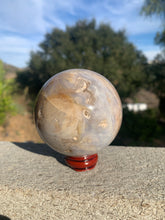 Load image into Gallery viewer, Agate Sphere with Druzy 72mm