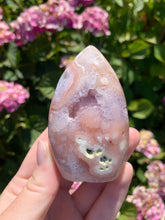 Load image into Gallery viewer, Pink Amethyst Druzy Flame