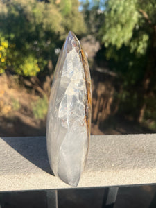 Golden Healer Garisol Quartz Flame