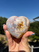 Load image into Gallery viewer, Carnelian Flower Agate Puffy Heart