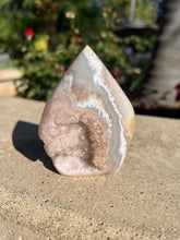 Load image into Gallery viewer, Pink Amethyst Agate Flame