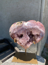 Load image into Gallery viewer, Lavender Pink Amethyst Druzy Heart on Stand