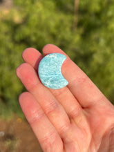 Load image into Gallery viewer, Larimar Moon