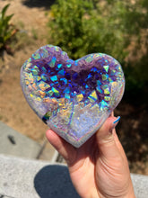 Load image into Gallery viewer, Aura Amethyst Heart With Stand