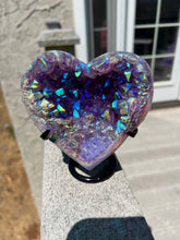 Load image into Gallery viewer, Aura Amethyst Heart With Stand