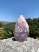 Load image into Gallery viewer, Pink Amethyst Druzy Flame