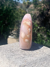 Load image into Gallery viewer, Lavender Pink Amethyst Flower Agate Flame