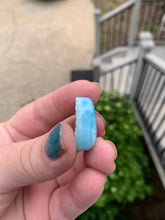 Load image into Gallery viewer, Larimar Mini Triangle Cab