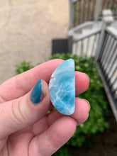 Load image into Gallery viewer, Larimar Cab