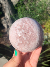 Load image into Gallery viewer, Pink Amethyst Sphere w Lavender Spot