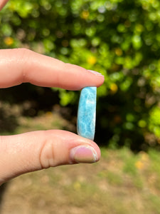 Larimar Oval Cab