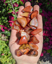 Load image into Gallery viewer, 1 Carnelian Tumble