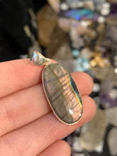 Load image into Gallery viewer, Labradorite Pendant Silver Sterling*