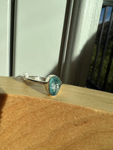 Load image into Gallery viewer, Apatite Gem Rough Sterling Ring Size 8.75