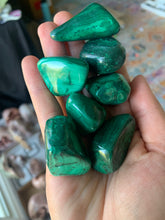 Load image into Gallery viewer, 1 Malachite Large tumble Grade B