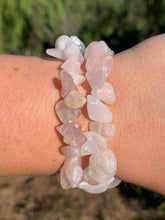 Load image into Gallery viewer, 1 Rose Quartz Chipped Bracelet Intuitively Selected