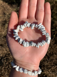 1 Howlite Bracelet chip