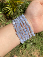 Load image into Gallery viewer, 1 Blue Lace Agate Pebble Bracelet 5mm