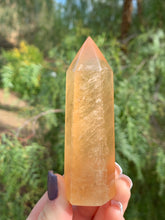 Load image into Gallery viewer, Honey Optical Calcite Tower*