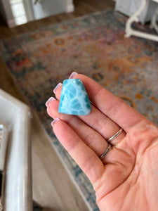 Larimar Trapezoid Cab